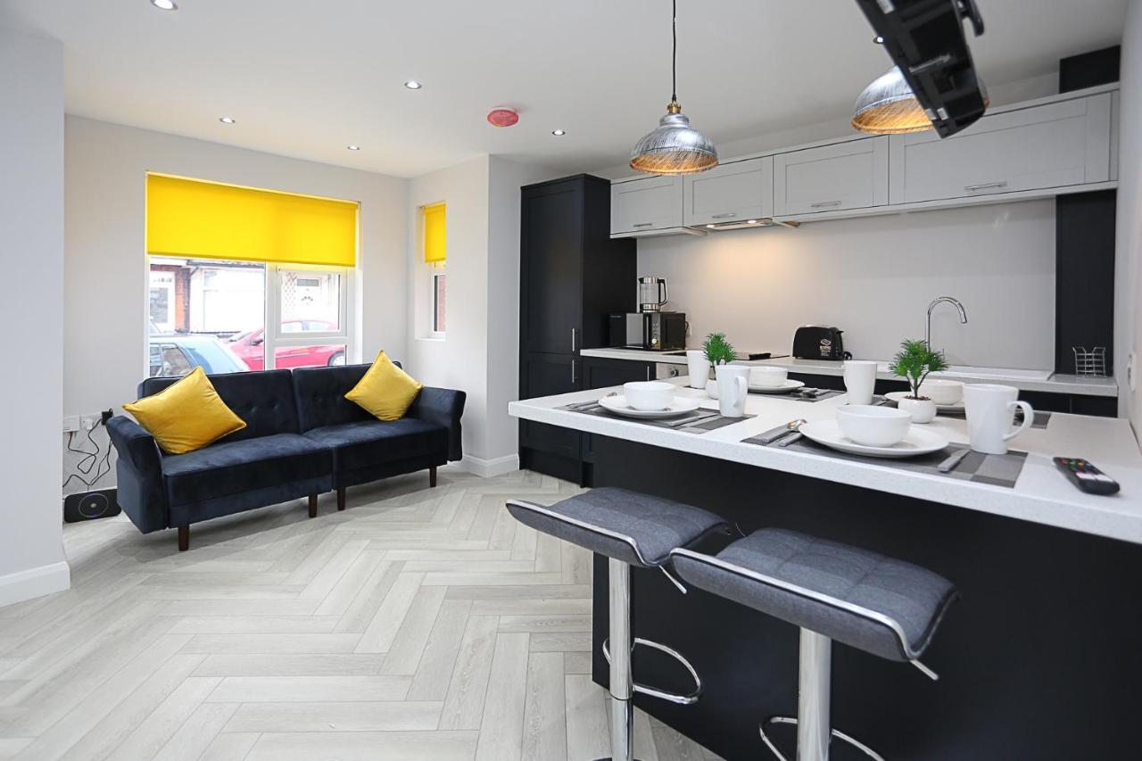 No1 Luxury Service Apartments เบลฟาสต์ ภายนอก รูปภาพ