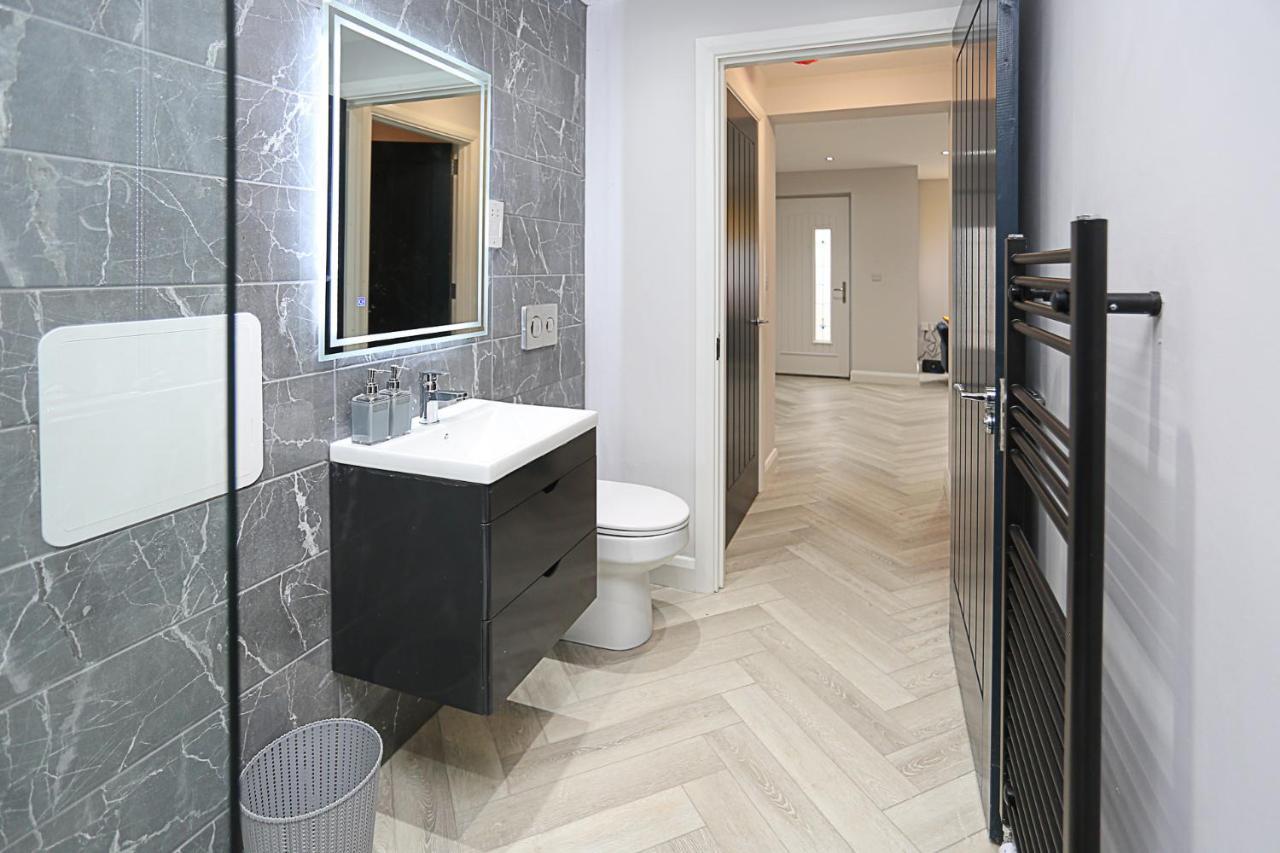 No1 Luxury Service Apartments เบลฟาสต์ ภายนอก รูปภาพ
